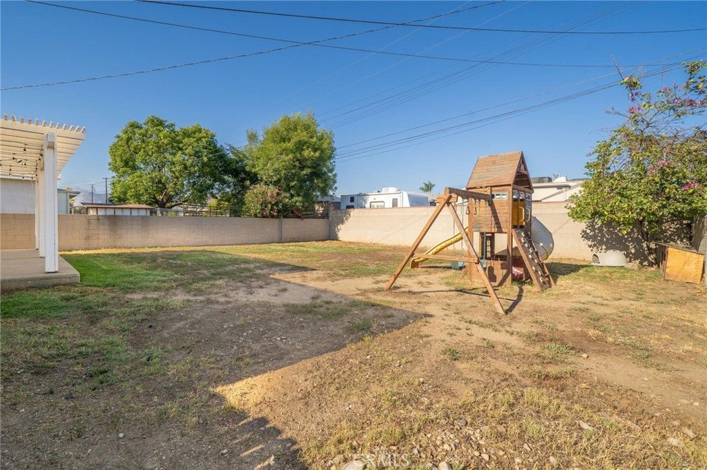 Backyard, Exterior, Playground