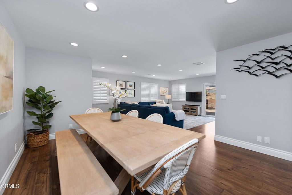 Dining room, Interior, Living room, Recessed Lighting, Wood Texture Flooring