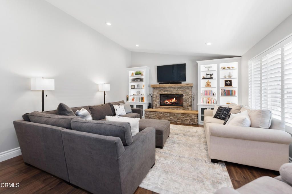 Fireplace, Interior, Living room, Recessed Lighting, Wood Texture Flooring