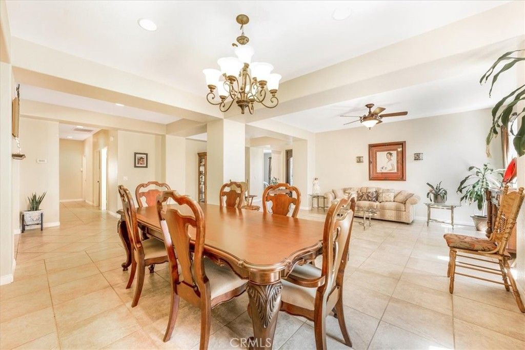 Chandelier, Dining room, Interior, Living room, Recessed Lighting