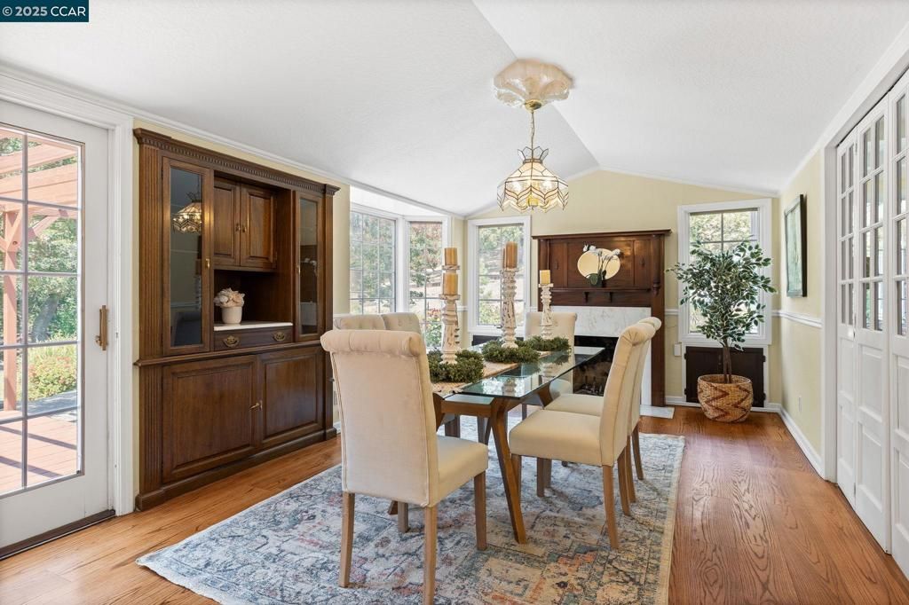 Dining room, Interior, Wood Texture Flooring