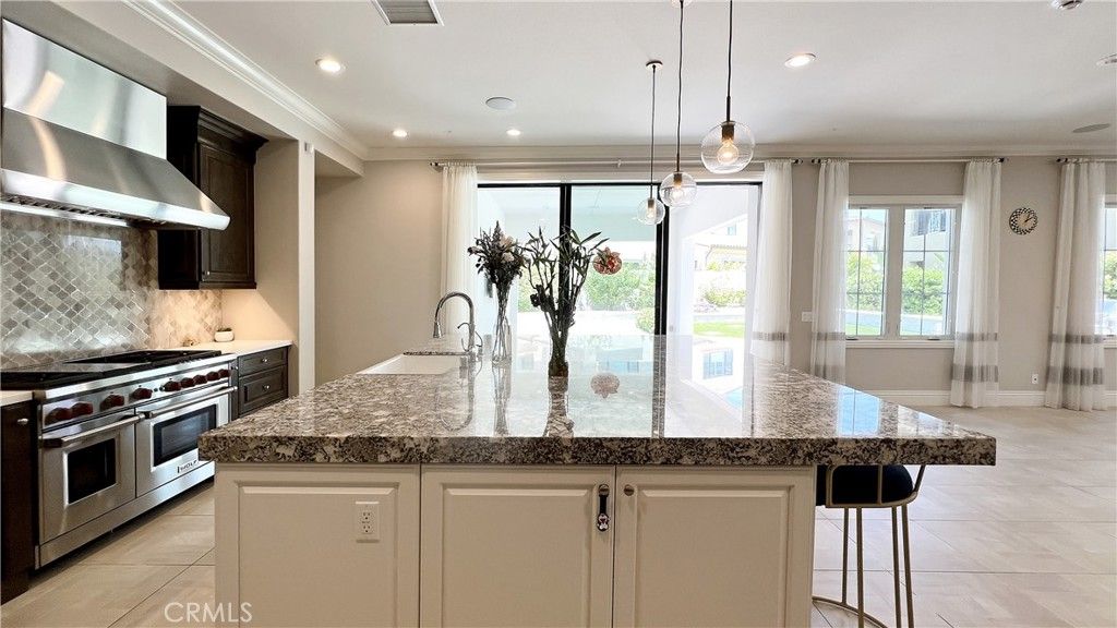 Interior, Kitchen, Pendant Lights, Recessed Lighting, Stainless Steel Appliances