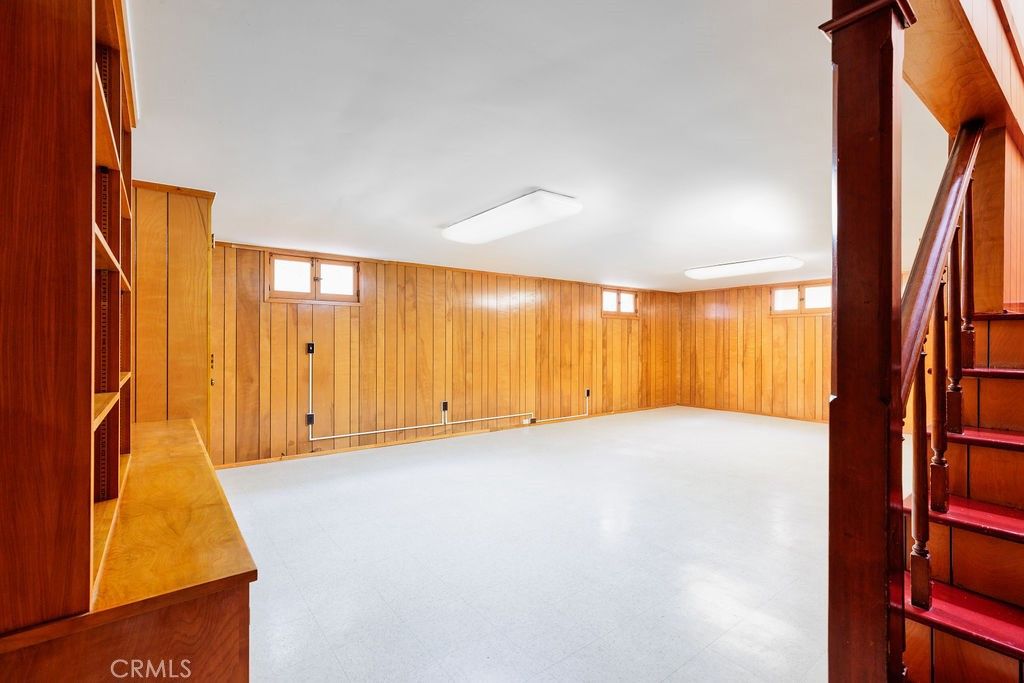 Interior, Wooden Walls