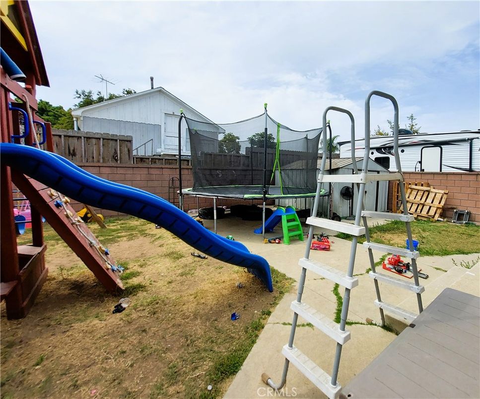 Backyard, Exterior, Playground