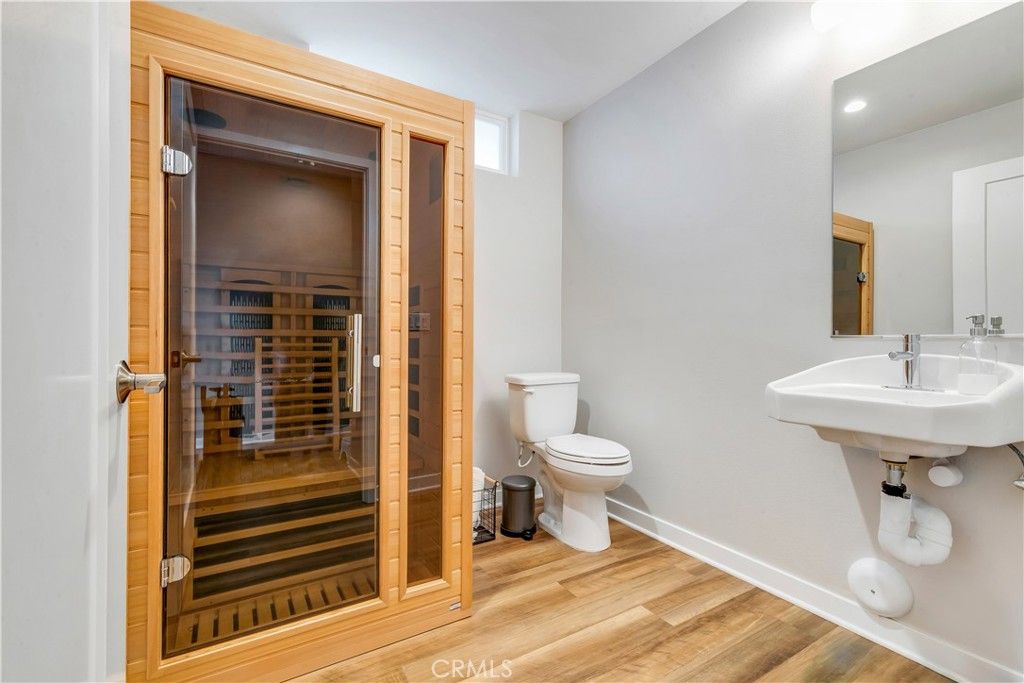 Bathroom, Interior, Recessed Lighting, Sauna Room