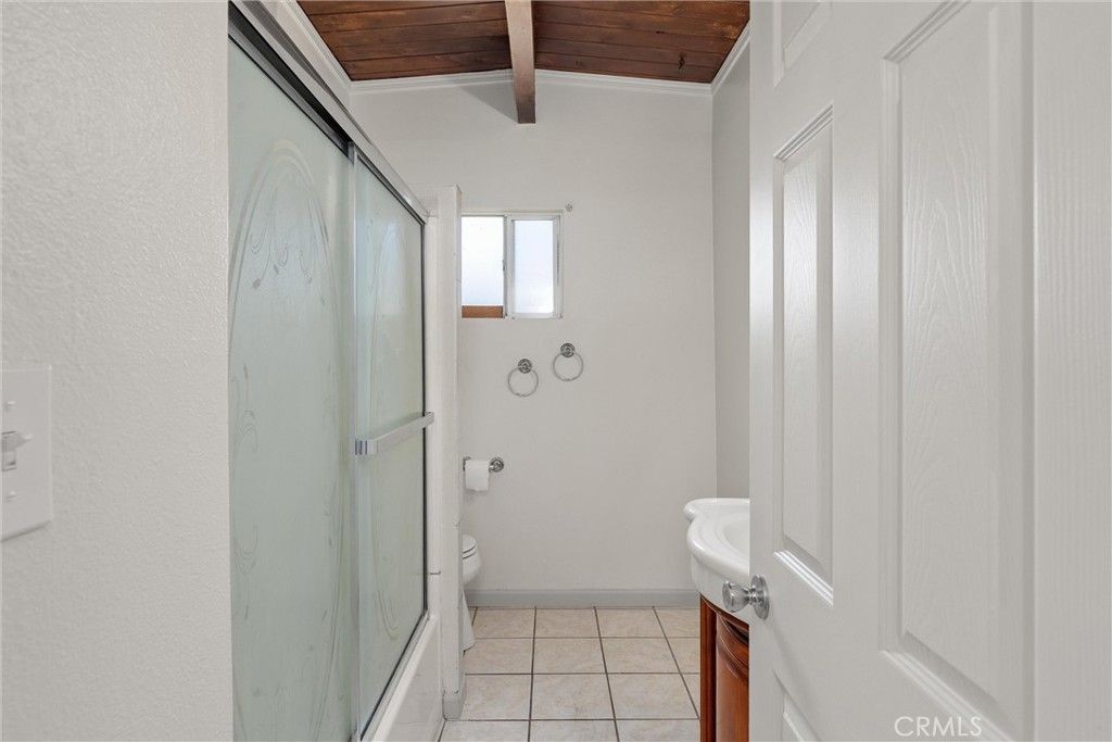 Bathroom, Interior, Wooden Beams, Wooden Ceilings