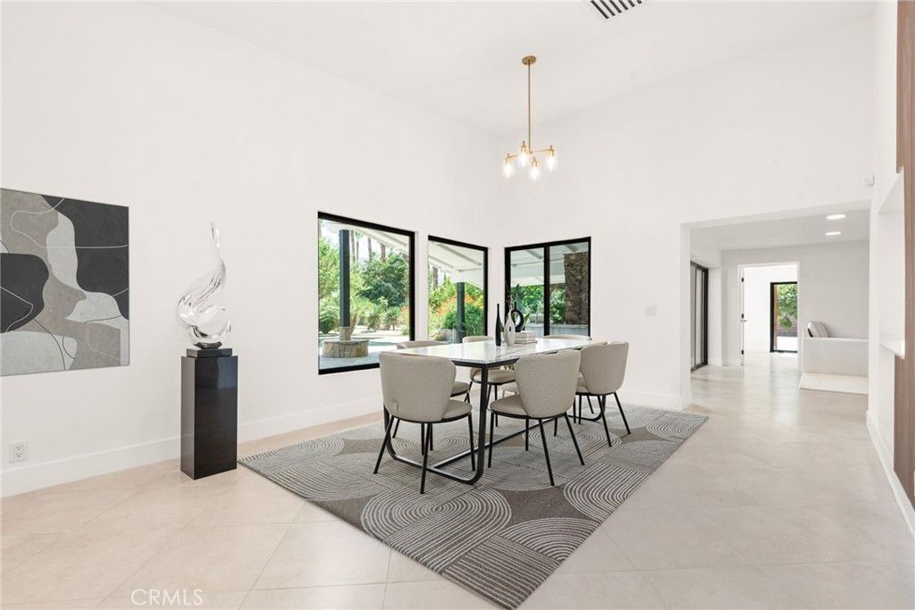 Dining room, Interior, Pendant Lights, Recessed Lighting