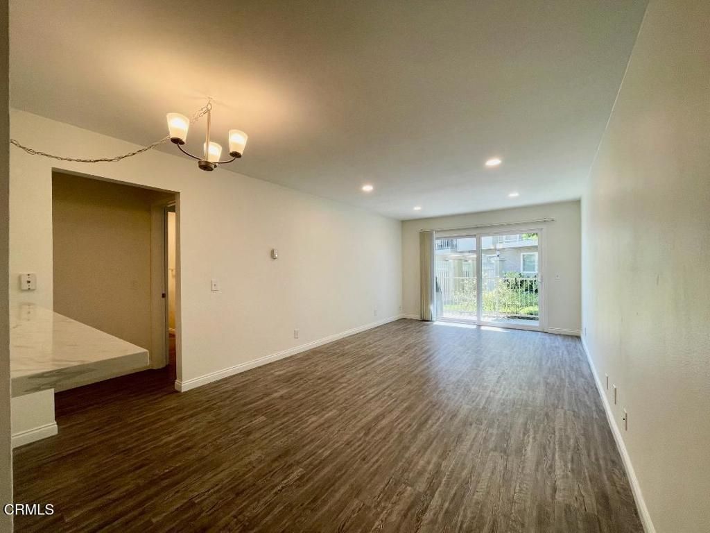 Chandelier, Empty room, Interior, Recessed Lighting, Wood Texture Flooring