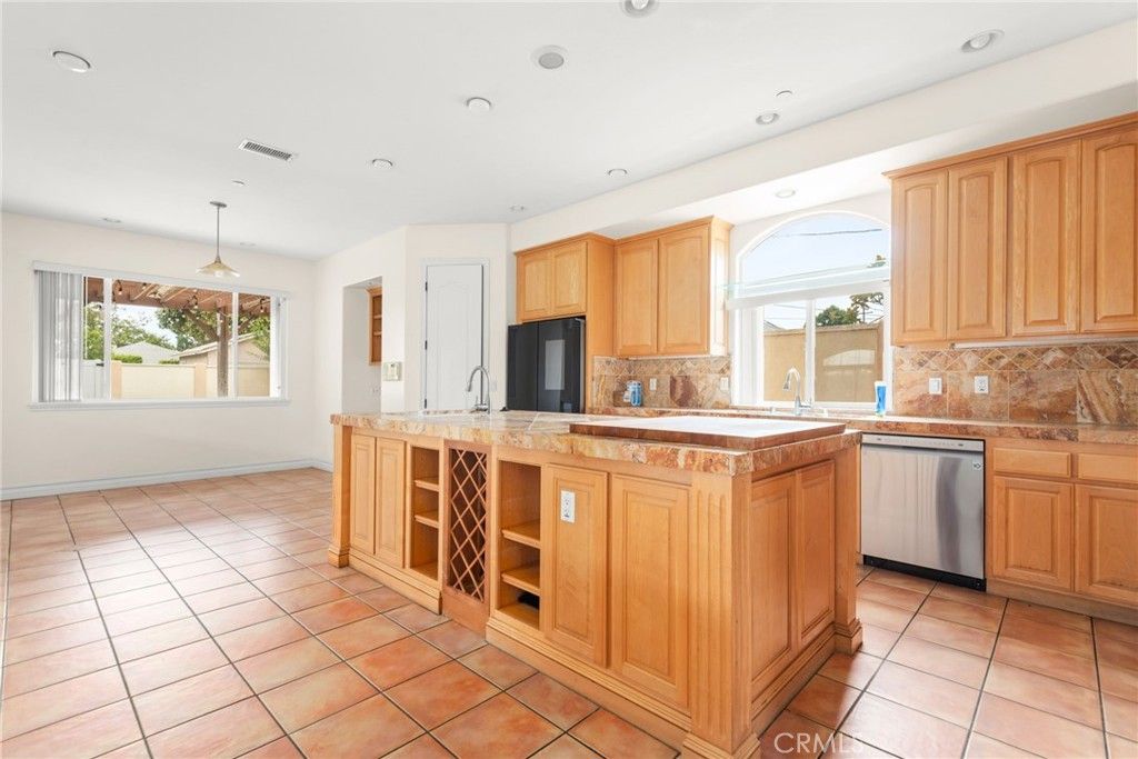 Interior, Kitchen, Recessed Lighting, Tile Countertops