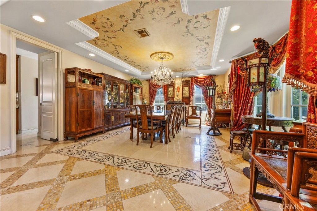 Chandelier, Dining room, Interior, Recessed Lighting