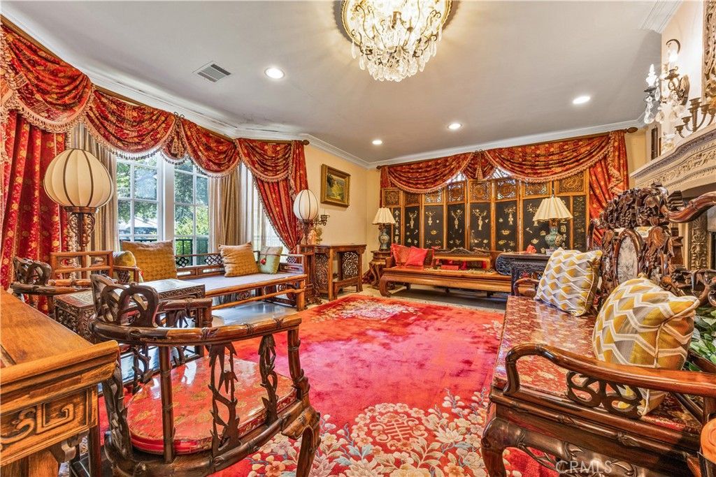 Chandelier, Interior, Living room, Recessed Lighting