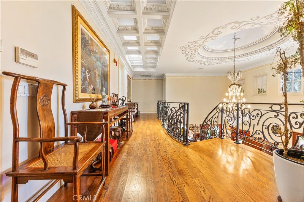 Chandelier, Interior, Wood Texture Flooring
