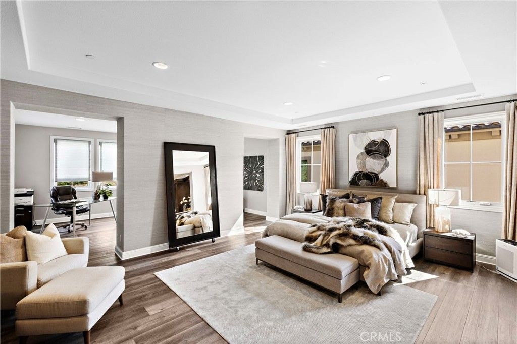 Bedroom, Home Office, Interior, Living room, Recessed Lighting, Wood Texture Flooring