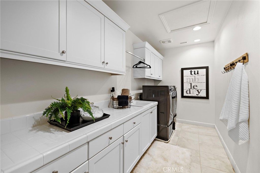 Interior, Recessed Lighting, Washer