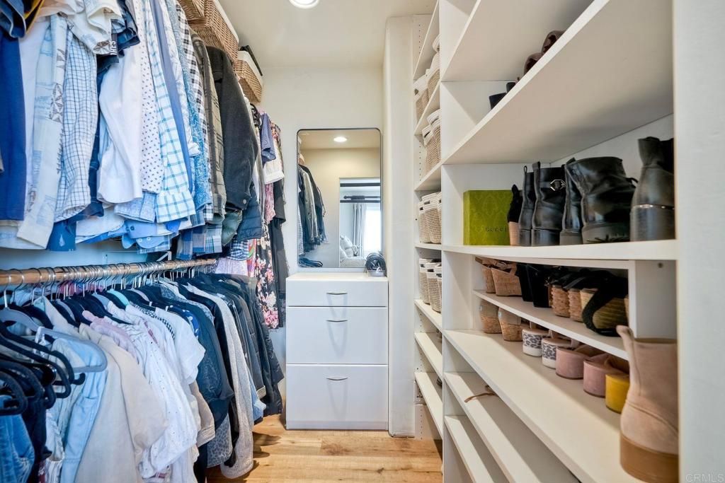 Interior, Recessed Lighting, Walk-in Closets, Wood Texture Flooring