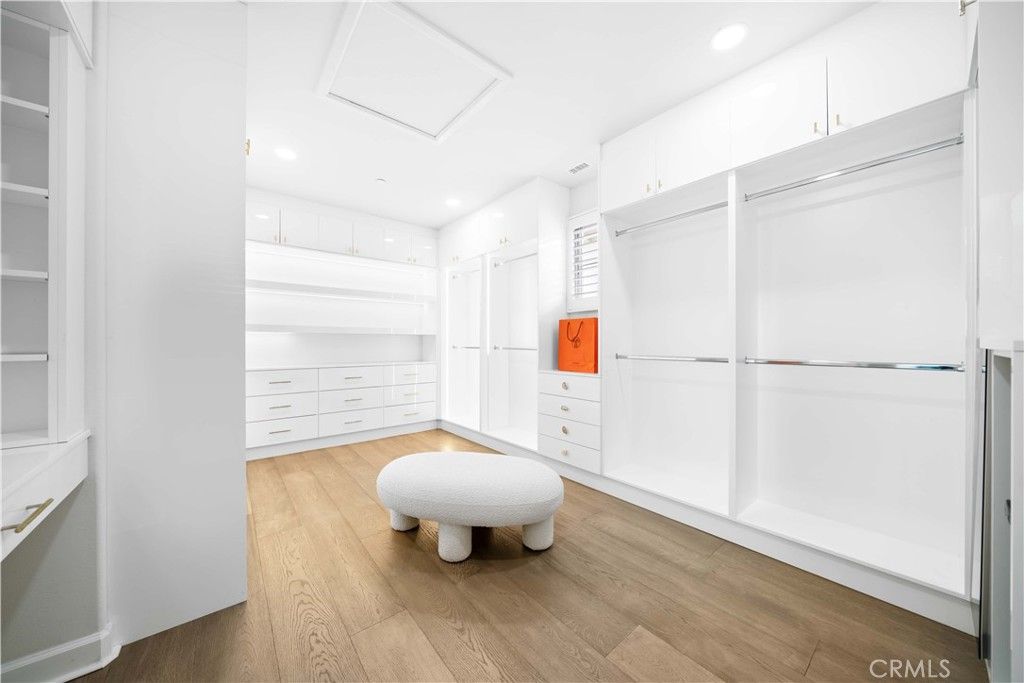 Interior, Recessed Lighting, Walk-in Closets, Wood Texture Flooring