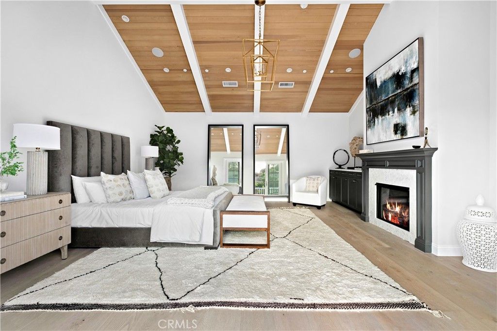 Bedroom, Fireplace, Interior, Pendant Lights, Recessed Lighting, Wooden Ceilings, Wood Texture Flooring