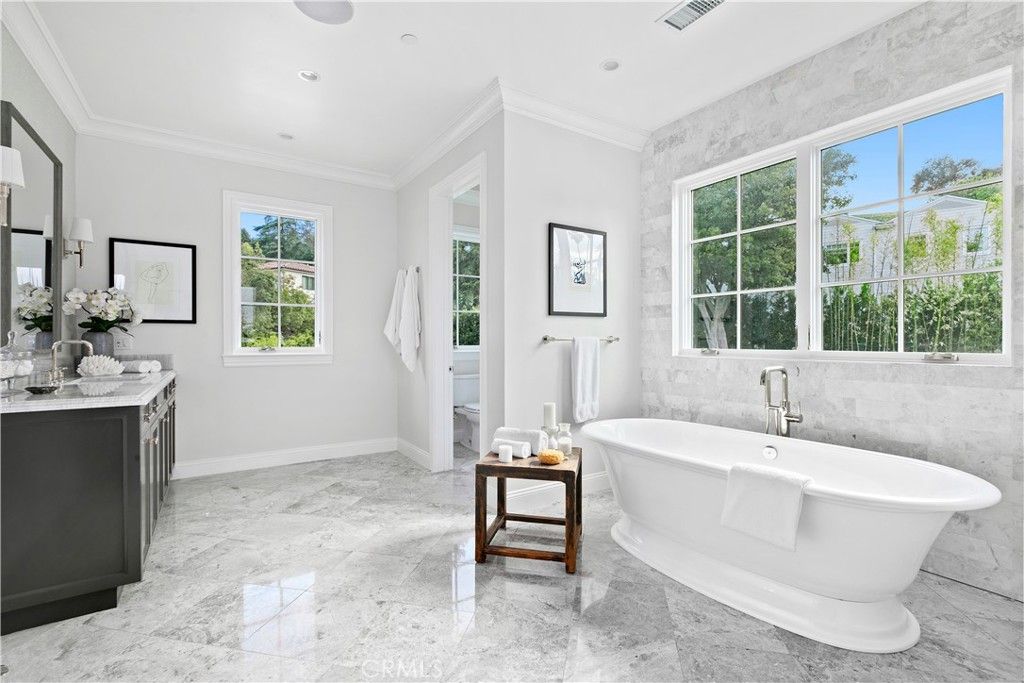 Bathroom, Free Standing Baths, Interior, Recessed Lighting