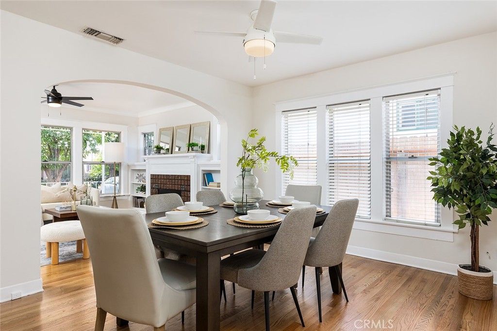 Dining room, Fireplace, Interior, Wood Texture Flooring