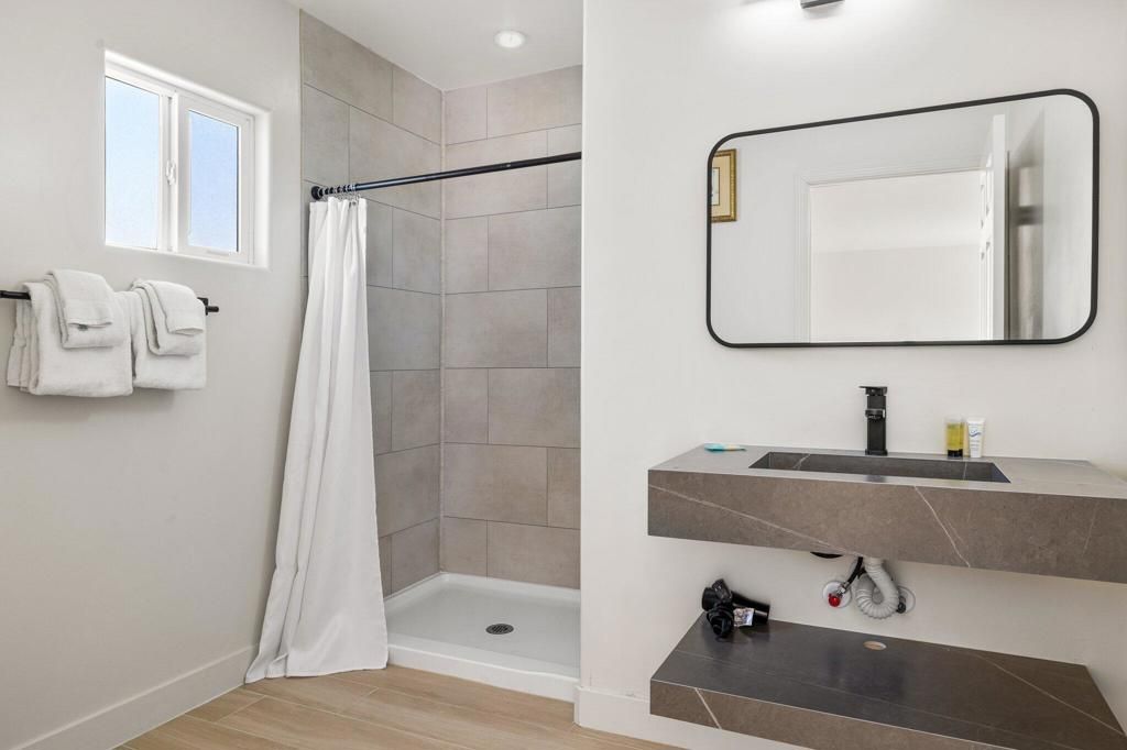 Bathroom, Interior, Recessed Lighting, Wood Texture Flooring