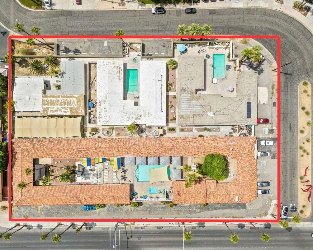 Exterior, Drone