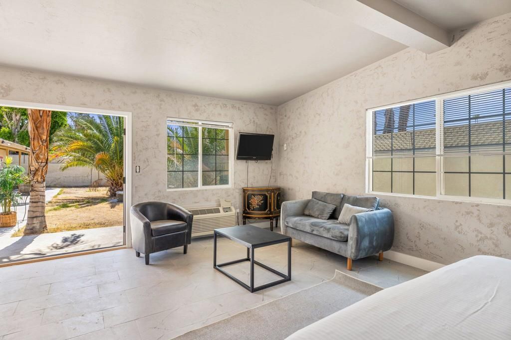 Fireplace, Interior, Living room