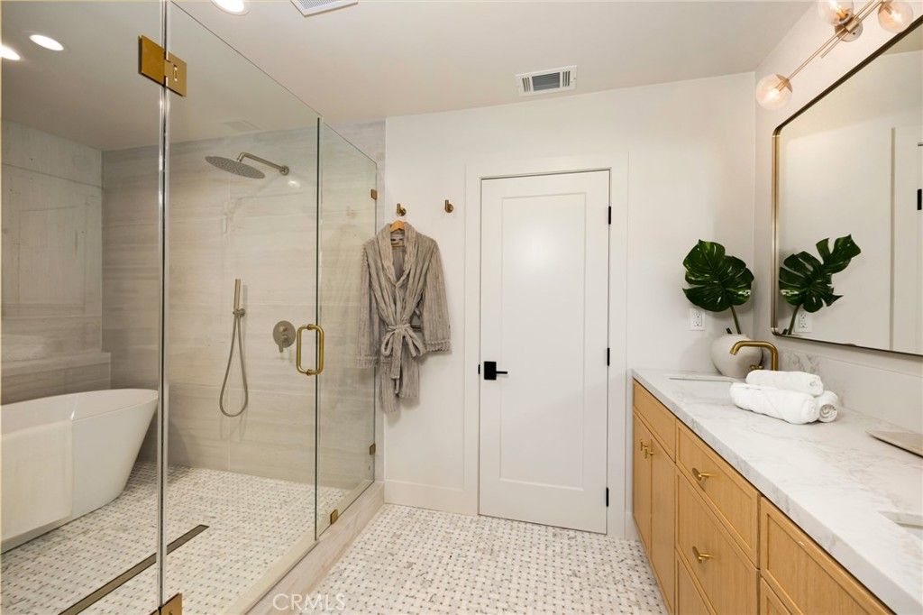 Bathroom, Free Standing Baths, Glass Shower, Interior, Recessed Lighting