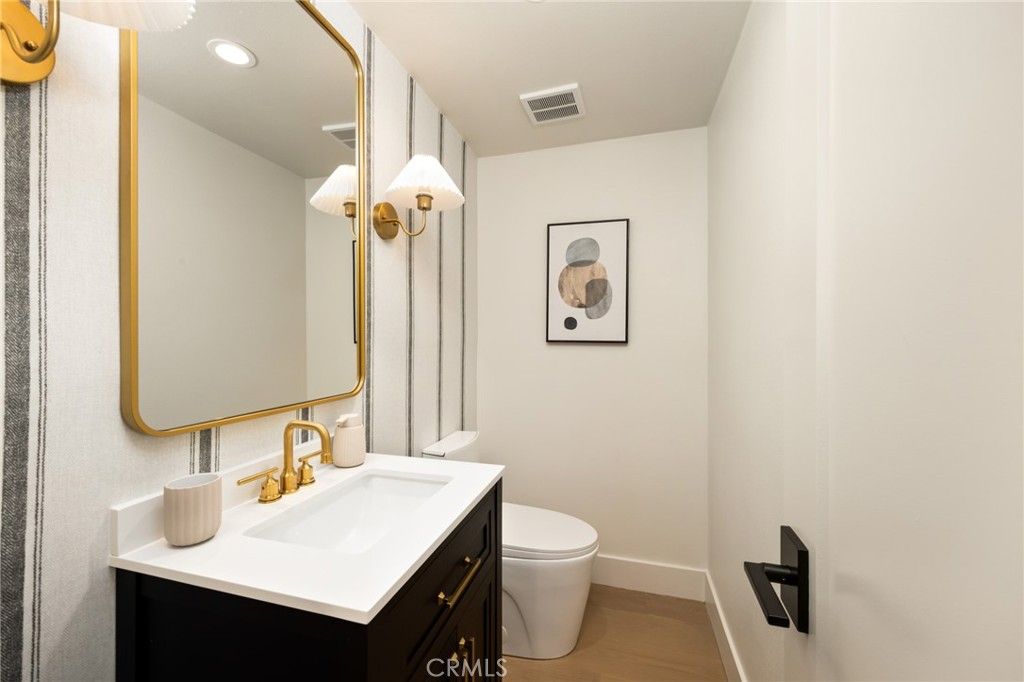 Bathroom, Interior, Recessed Lighting, Wood Texture Flooring