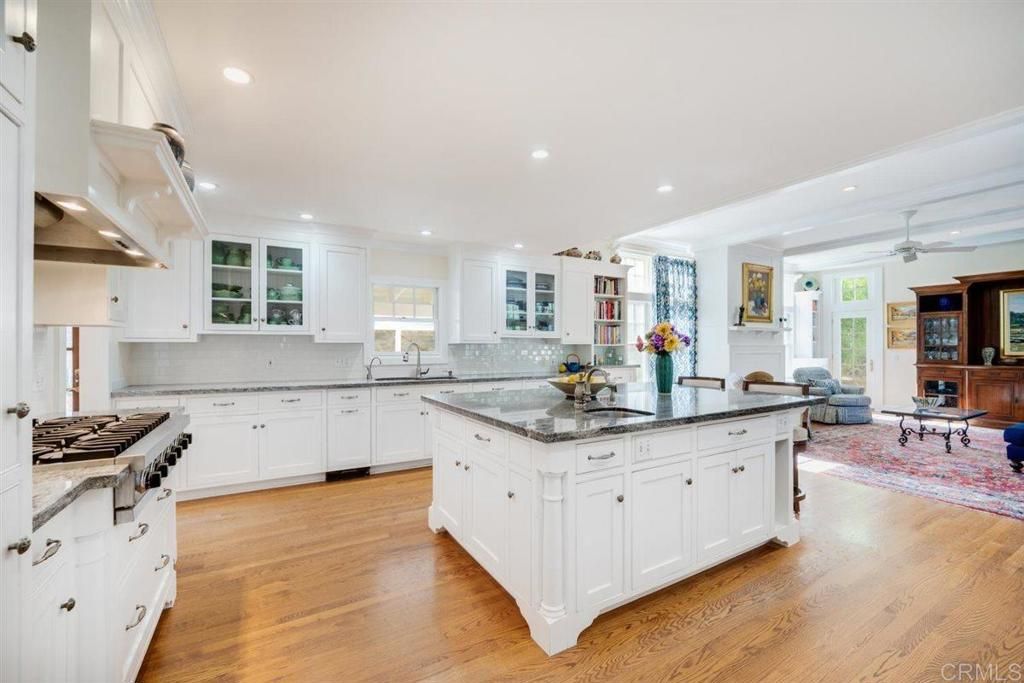 Interior, Kitchen, Living room, Recessed Lighting, Wood Texture Flooring