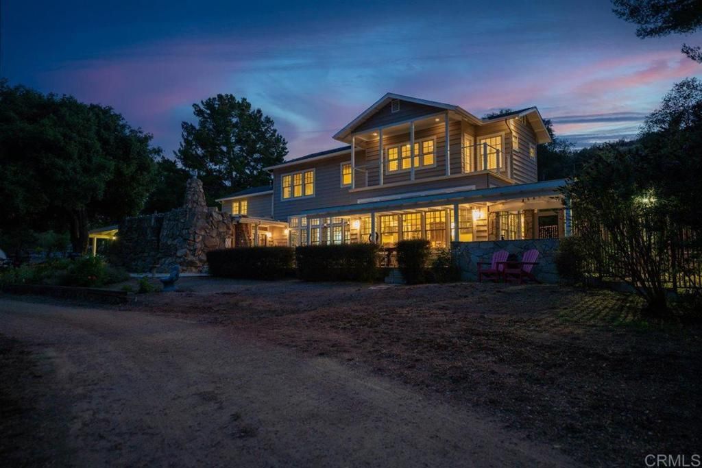 Backyard, Exterior, Facade, American Craftsman