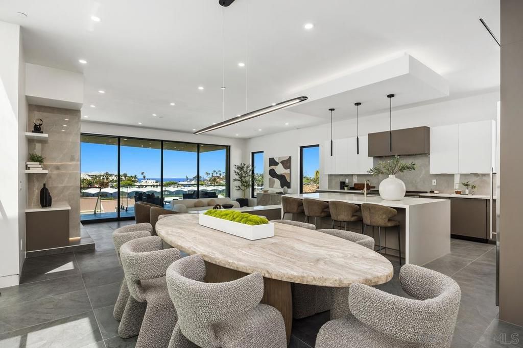 Dining room, Interior, Kitchen, Living room, Pendant Lights, Recessed Lighting, Water