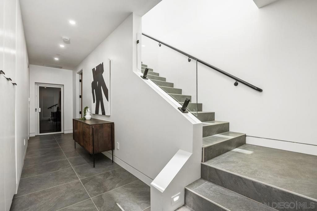 Interior, Recessed Lighting
