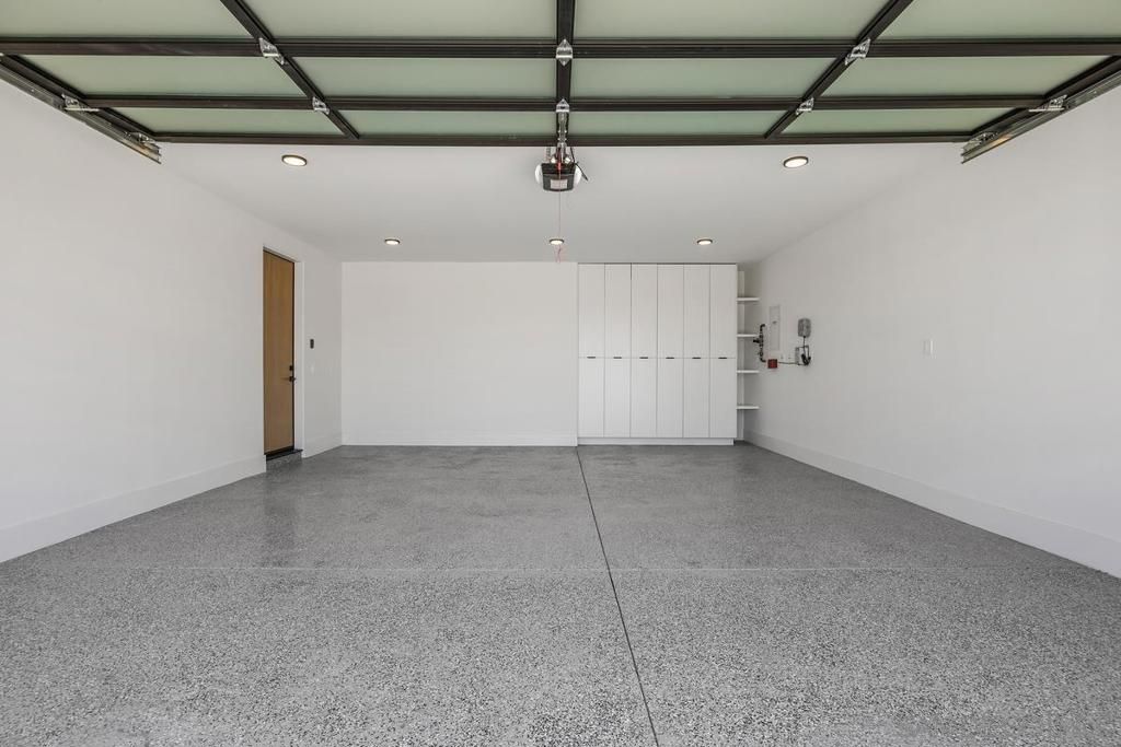 Garage, Interior, Recessed Lighting