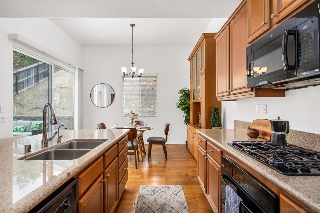 Chandelier, Dining room, Interior, Kitchen, Pendant Lights, Wood Texture Flooring