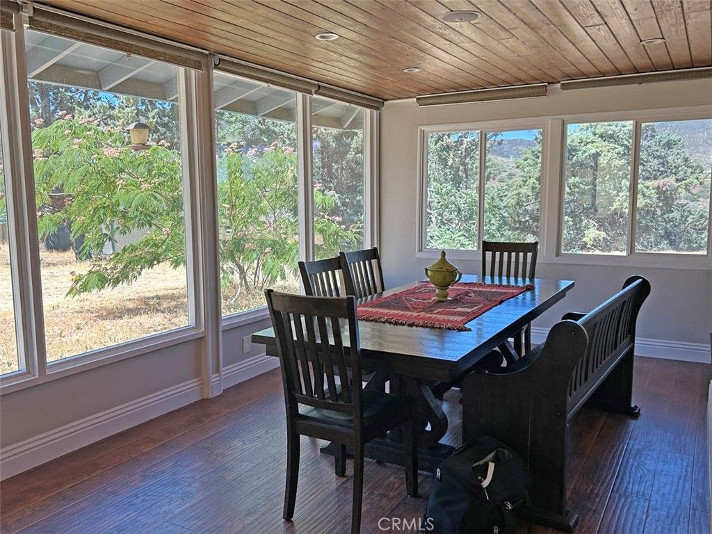 Dining room, Interior, Recessed Lighting, Wooden Ceilings, Wood Texture Flooring