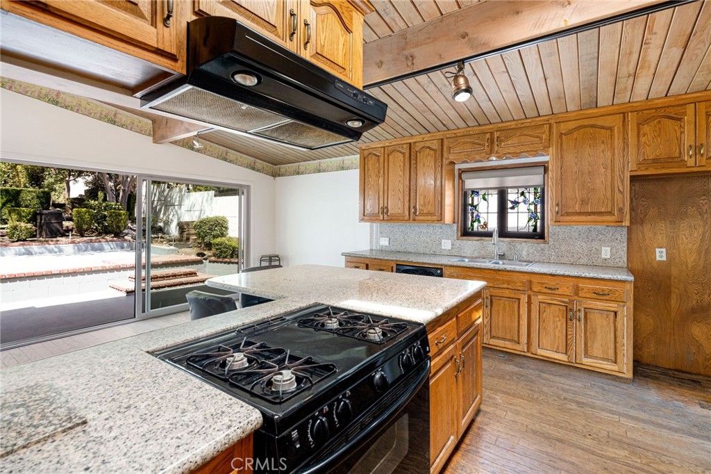 Interior, Kitchen, Wooden Beams, Wooden Ceilings, Wood Texture Flooring