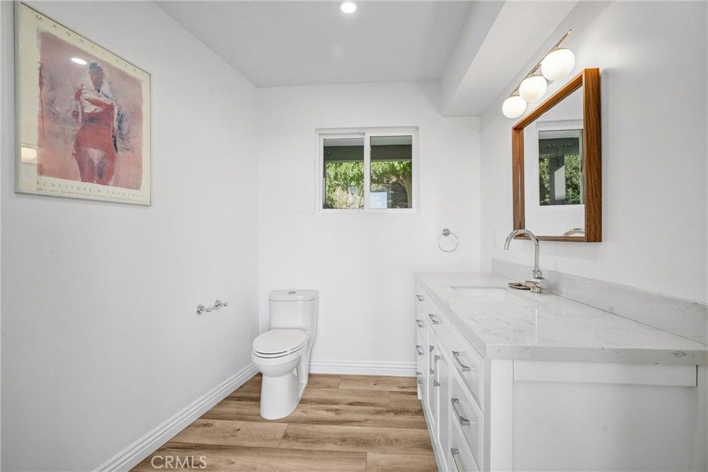 Bathroom, Interior, Recessed Lighting, Wood Texture Flooring