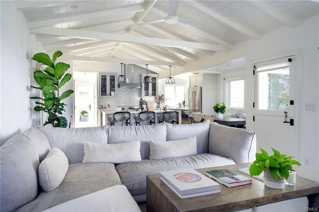 Dining room, Interior, Kitchen, Living room, Pendant Lights