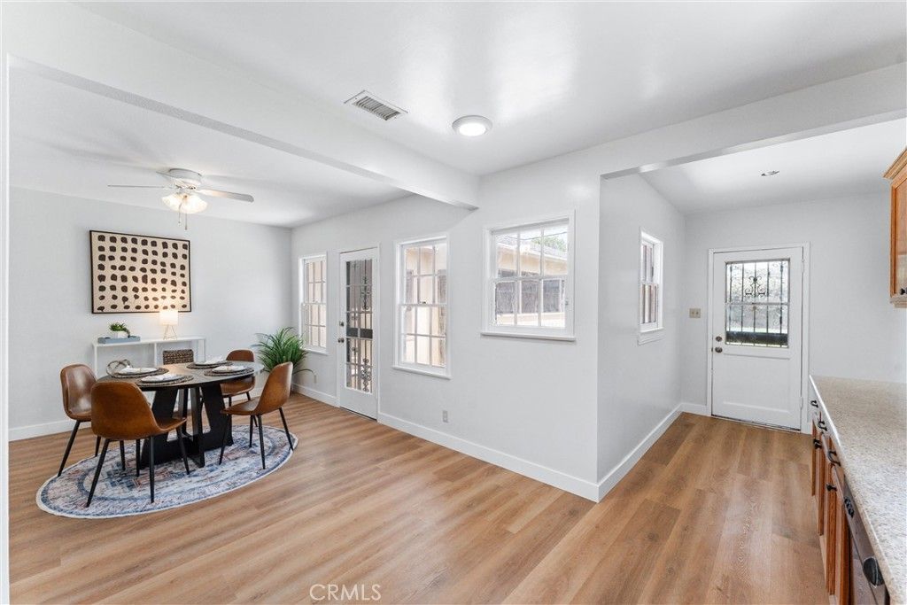 Dining room, Interior, Wood Texture Flooring