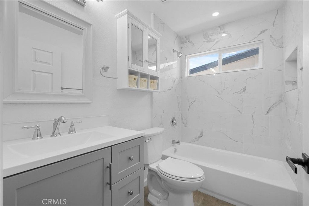 Bathroom, Interior, Marble Walls, Recessed Lighting
