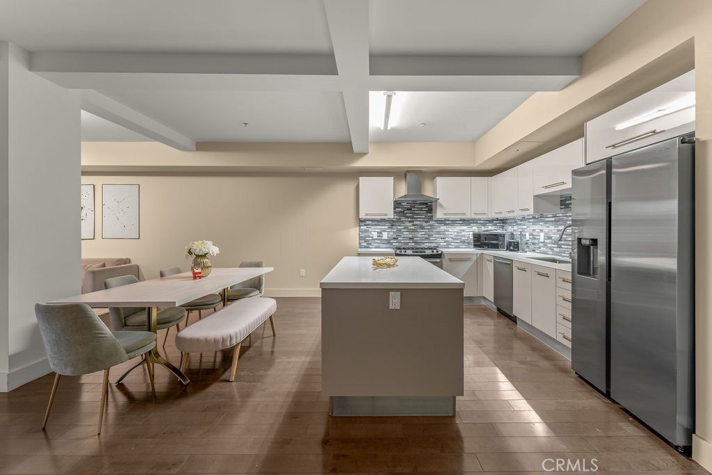 Dining room, Interior, Kitchen, Recessed Lighting, Stainless Steel Appliances, Wood Texture Flooring