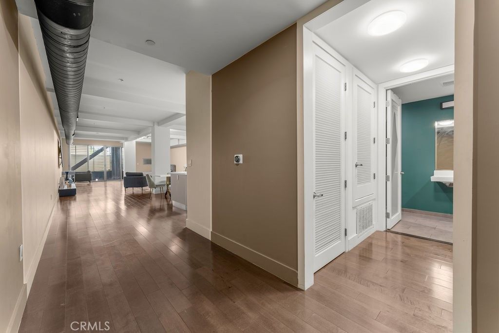 Bathroom, Interior, Recessed Lighting, Wood Texture Flooring