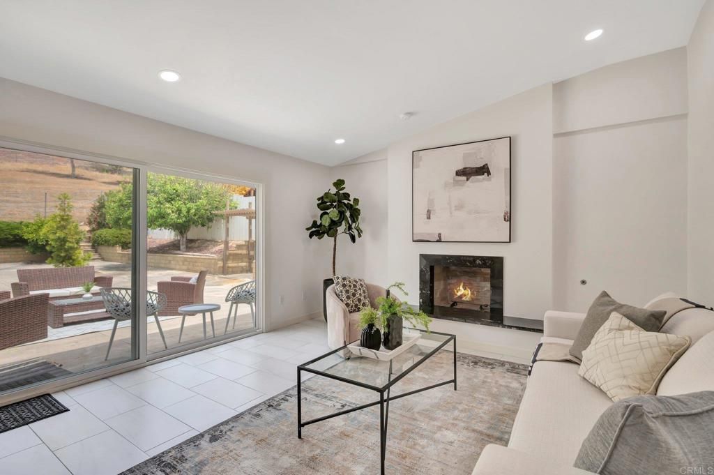Fireplace, Interior, Living room, Recessed Lighting