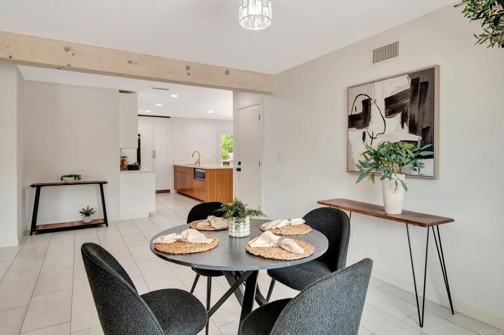 Dining room, Interior, Recessed Lighting