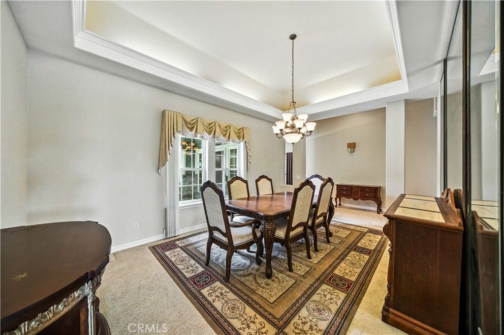 Chandelier, Dining room, Interior, Pendant Lights