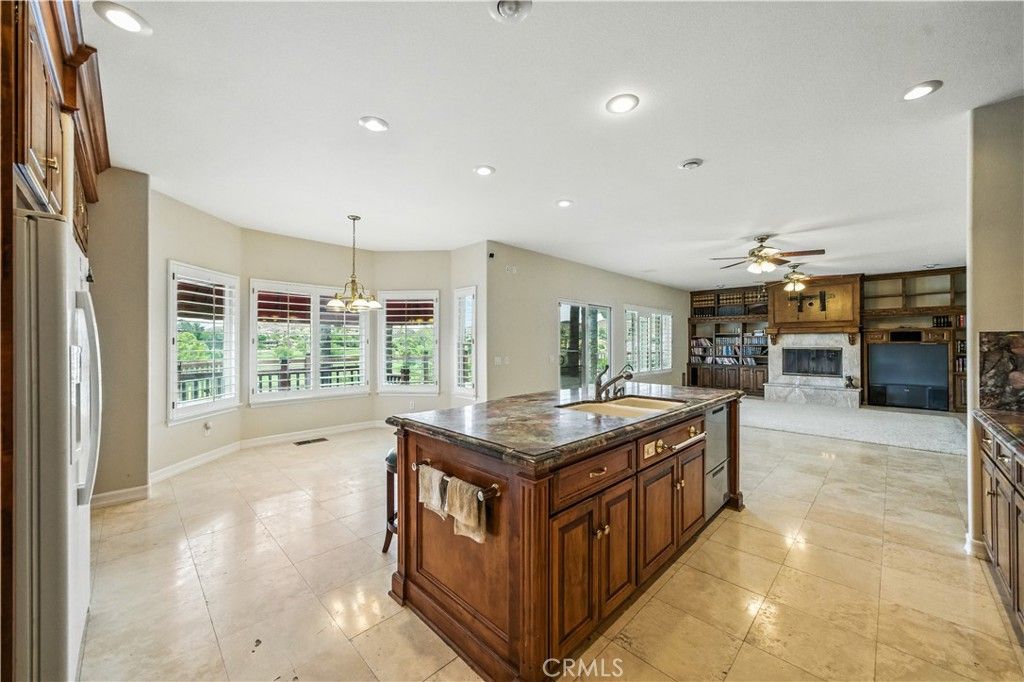 Fireplace, Interior, Kitchen, Pendant Lights, Recessed Lighting