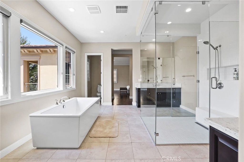 Bathroom, Free Standing Baths, Glass Shower, Interior, Recessed Lighting