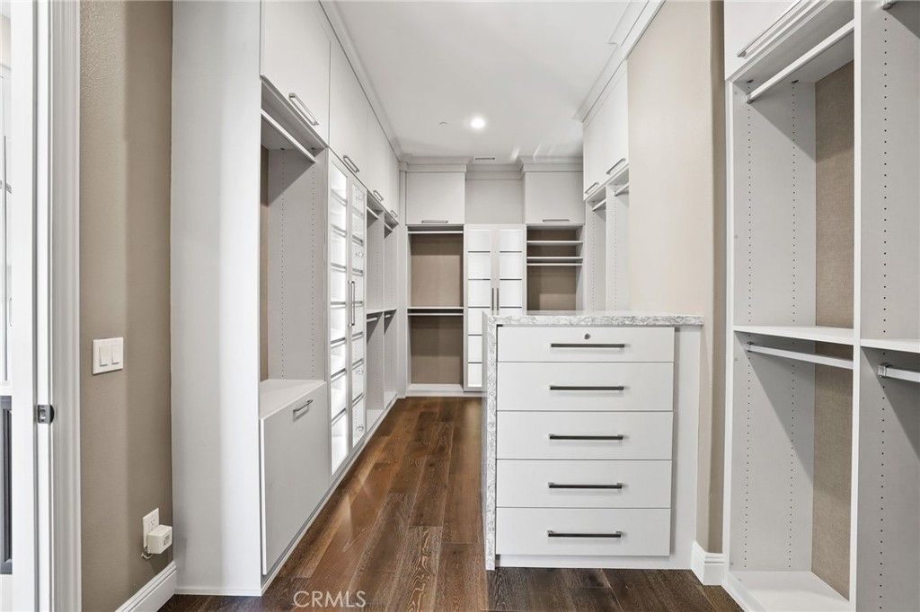 Interior, Recessed Lighting, Walk-in Closets, Wood Texture Flooring