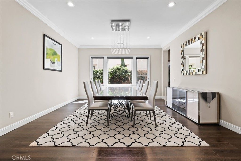 Dining room, Interior, Pendant Lights, Recessed Lighting, Wood Texture Flooring