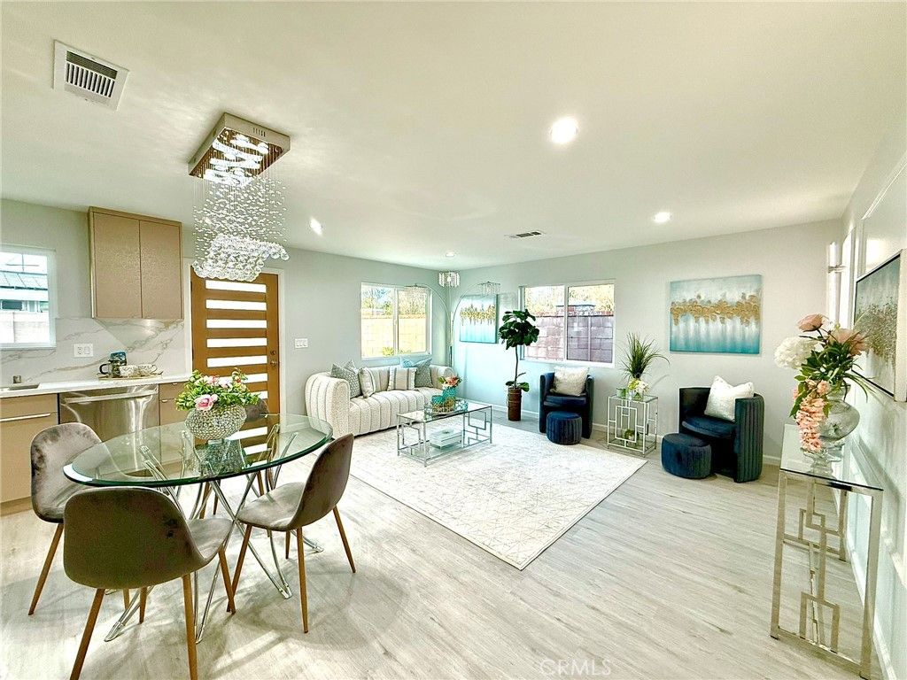 Dining room, Interior, Kitchen, Living room, Recessed Lighting, Wood Texture Flooring